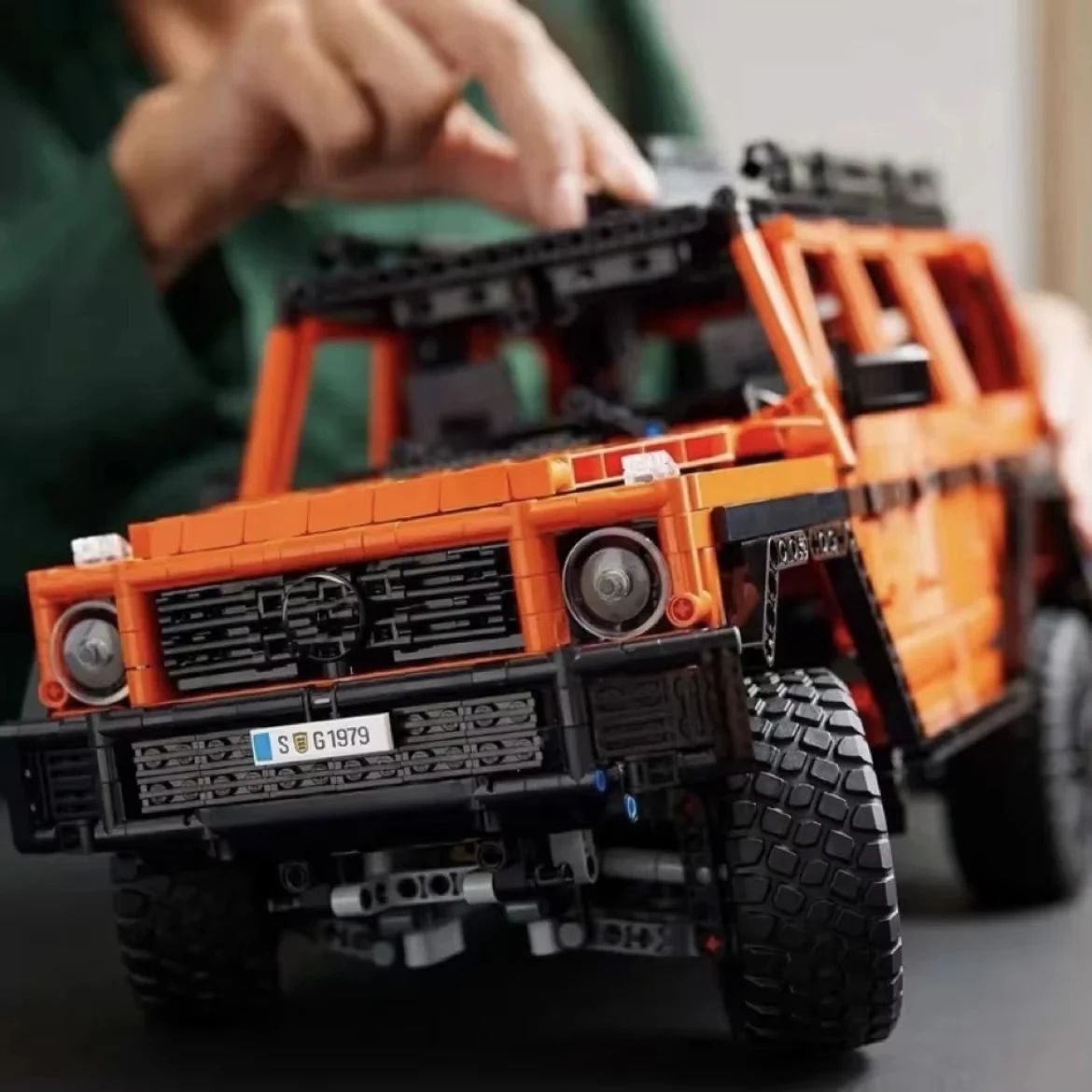 مجموعة بناء نموذج سيارة G500 ا - مراجعة Kids Toys Easter وسعره